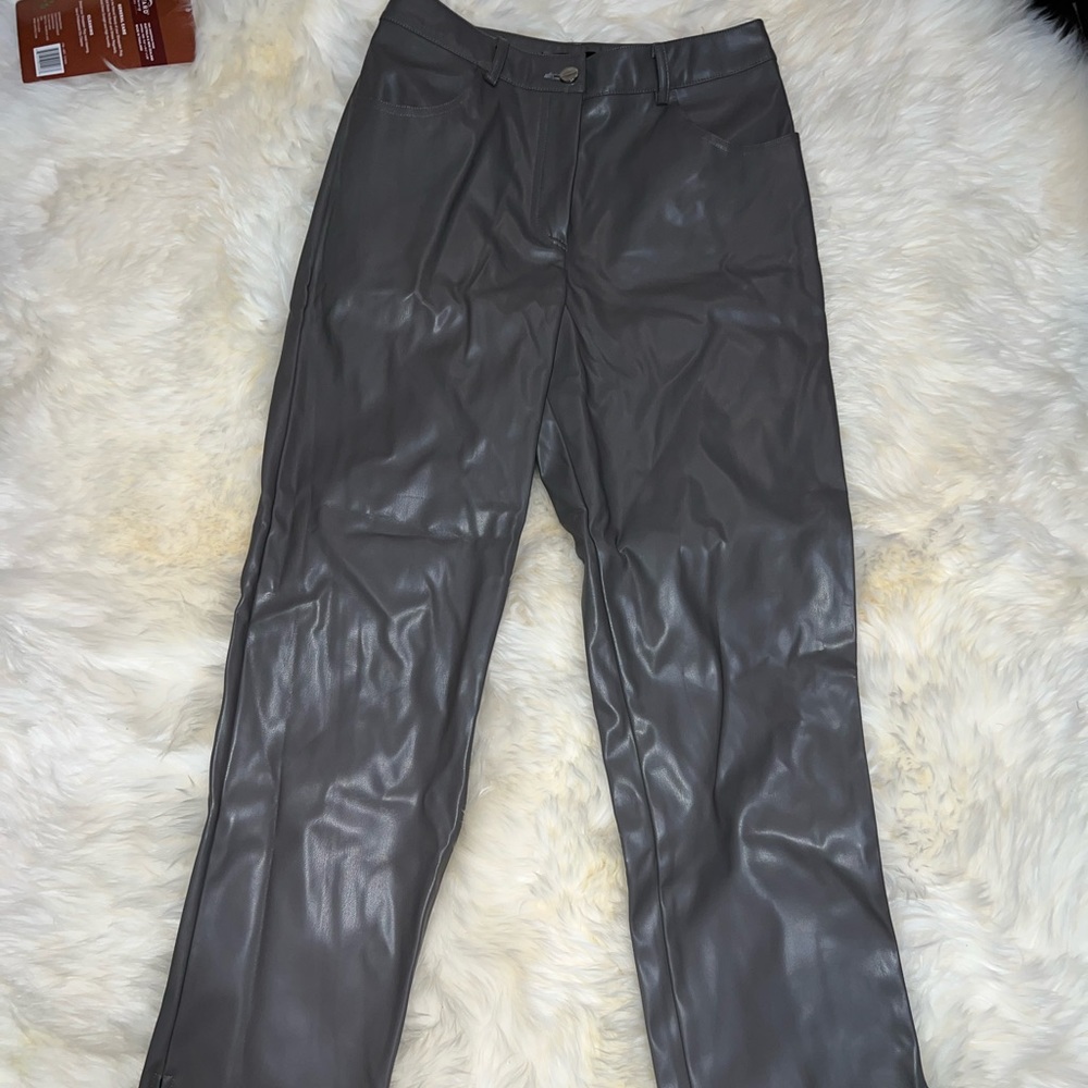 GREY LEATHER PANTS